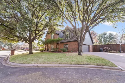 Exterior - 24 Cherry Hls E, Abilene, TX 79606 photo 3 of 11