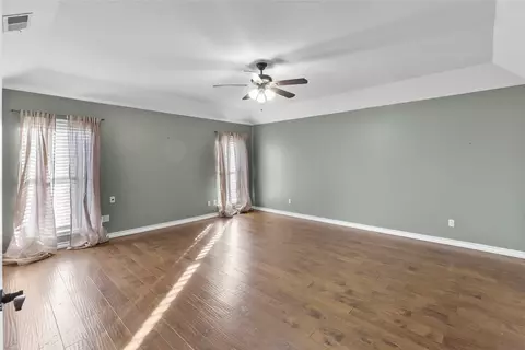 Living - 24 Cherry Hls E, Abilene, TX 79606 photo 5 of 5