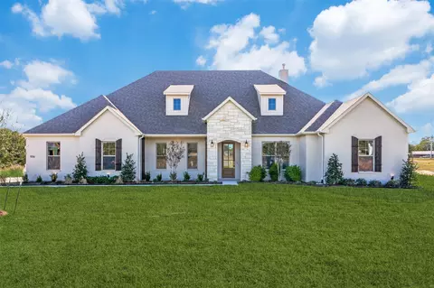 1016 Emery Ct, Weatherford, TX 76087