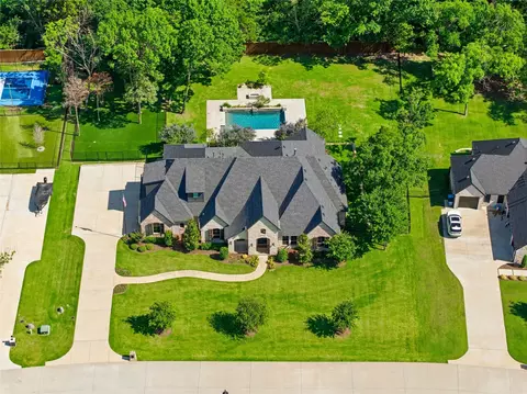 1019 Country Way, Rowlett, TX 75089
