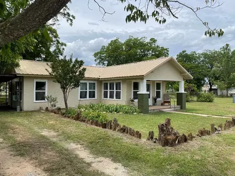 801 N Avenue A Cor N, Cross Plains, TX 76443