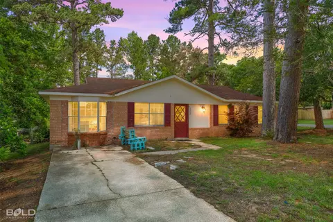 502 Dixon Ave, Shreveport, LA 71106