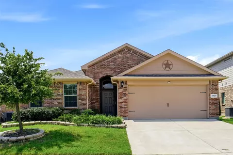 2729 Gains Mill Dr, Fort Worth, TX 76123