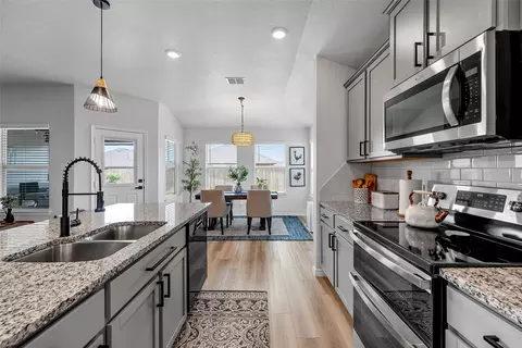 Kitchen - 10912 Worthington St, Waco, TX 76708 photo 4 of 4