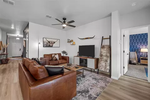 Living - 10912 Worthington St, Waco, TX 76708 photo 2 of 2