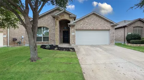 15817 Carlton Oaks Dr, Fort Worth, TX 76177