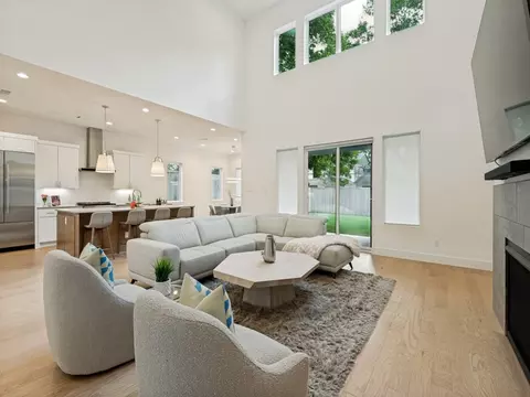 3762 Matador Dr, Dallas, TX 75220