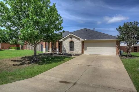 2744 Stoney Hollow Ln, Rockwall, TX 75087