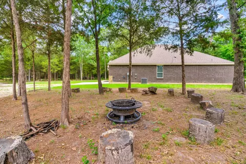 Exterior - 159 Private Road 8524, Van, TX 75790 photo 6 of 7