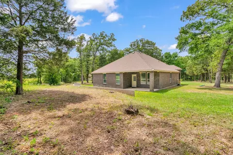 Exterior - 159 Private Road 8524, Van, TX 75790 photo 5 of 7