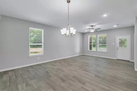 Living - 159 Private Road 8524, Van, TX 75790 photo 3 of 4