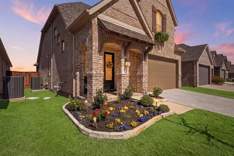 3913 Southbend Dr, Denison, TX 75020