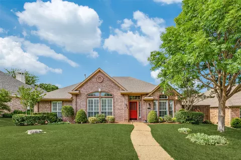 1417 Honey Locust Dr, Plano, TX 75023