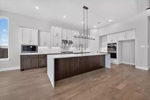 Kitchen - 971 Fallkirk Dr, Prosper, TX 75078 photo 5 of 5