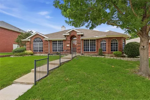 3611 Cedar Creek Ln, Sachse, TX 75048