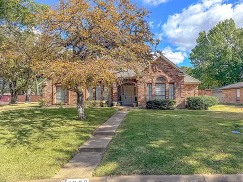 1500 Bowie Cir, Corsicana, TX 75110