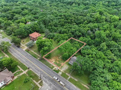 506 E Main St, Denison, TX 75021 photo 4