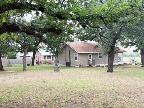 Exterior - 704 E 20th St, Cisco, TX 76437 photo 4 of 4