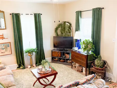 Living - 704 E 20th St, Cisco, TX 76437 photo 4 of 5