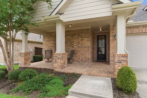 616 Caudle Ln, Savannah, TX 76227