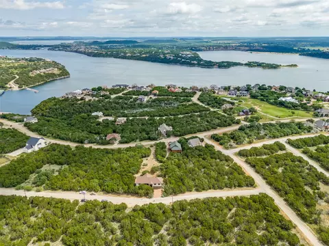 50 Harbour Town Dr, Graford, TX 76449