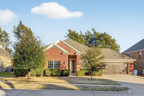 1410 Oxbow Dr, Cedar Hill, TX 75104