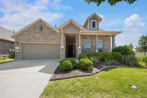 1500 Canary Ln, Argyle, TX 76226