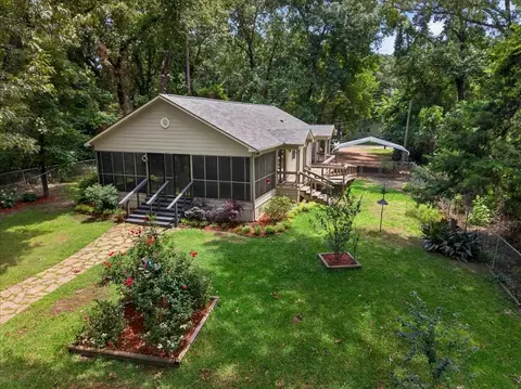 223 Charlya Dr, Bullard, TX 75757