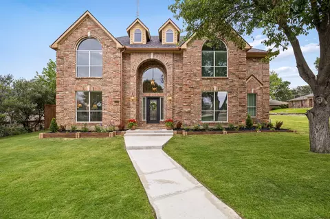1300 Edgewood Ct, Carrollton, TX 75007