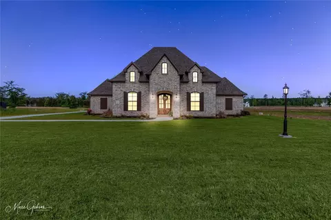 8670 Simpson Rd, Shreveport, LA 71129