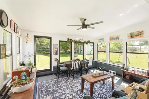 925 S Andrews Ave, Sherman, TX 75090