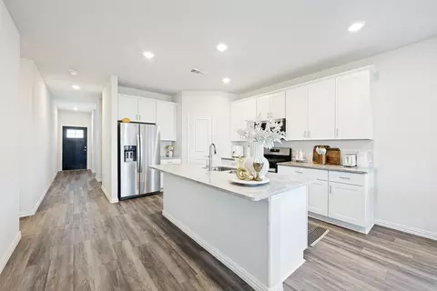 2708 Lopice Ln, Fort Worth, TX 76179