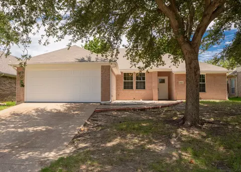 5424 Appalachian Way, Fort Worth, TX 76123
