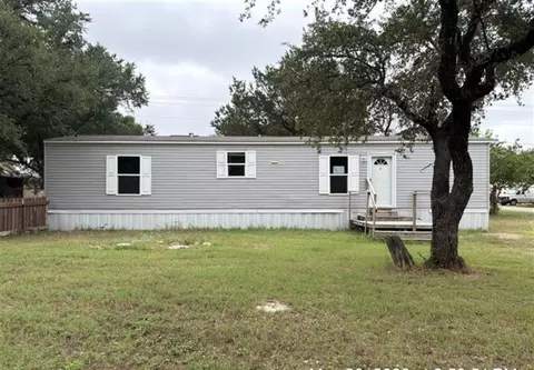 2802 Sycamore Ct, Granbury, TX 76048