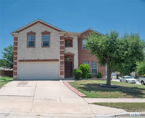 1721 Grassy View Dr, Fort Worth, TX 76177
