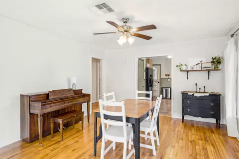 Dining - 3012 Mitchell Ave, Waco, TX 76708 photo 1 of 1