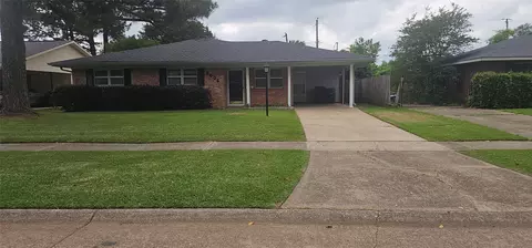 2006 Lovers Ln, Shreveport, LA 71105