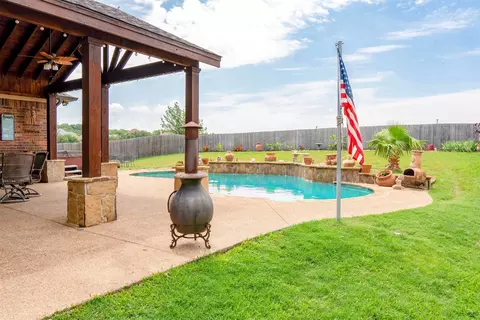 5448 Lori Valley Ln, Fort Worth, TX 76244