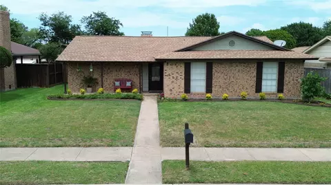 2137 Village Green Dr, Garland, TX 75044