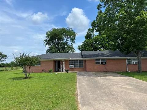 9958 Farm Road 79, Sumner, TX 75486