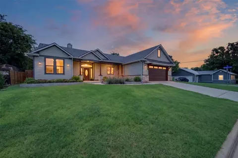 815 W Ball St, Weatherford, TX 76086