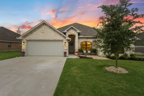 828 Agile St, Hewitt, TX 76643