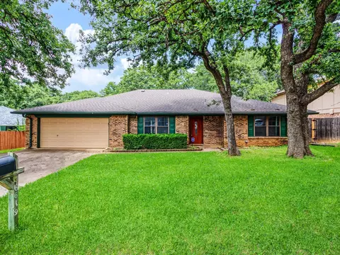 6619 Saddle Ridge Rd, Arlington, TX 76016