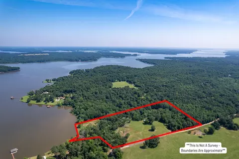 562 Cr 2421, Leesburg, TX 75451