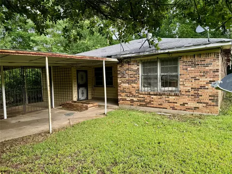 2528 Attaway Ave, Shreveport, LA 71103