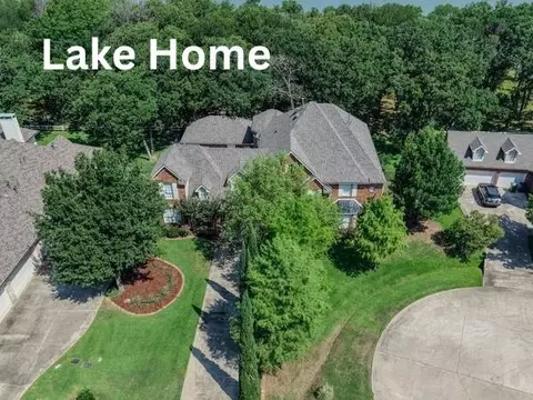 721 Paradise Cv, Shady Shores, TX 76208