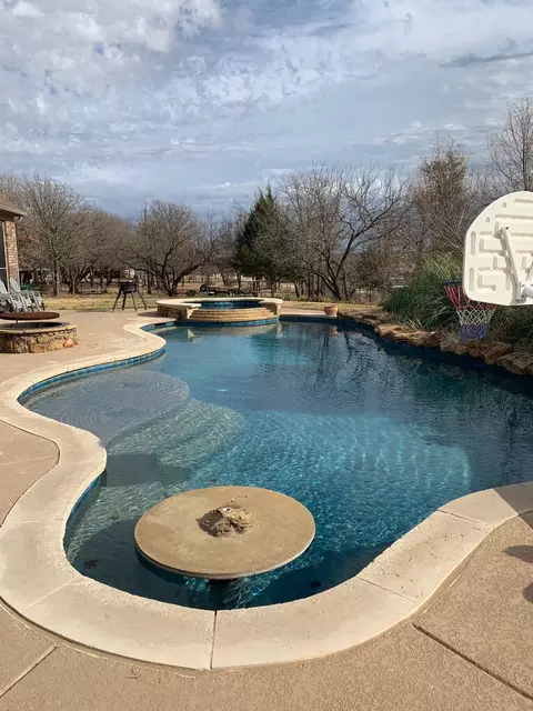 124 Carnes Ct, Springtown, TX 76082