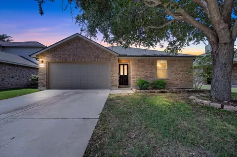 4812 Pacific Way Dr, Frisco, TX 75036