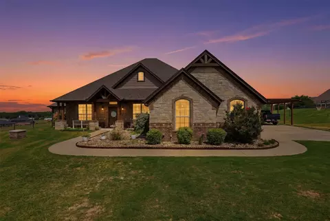 115 Mike Thornton Ct, Weatherford, TX 76088