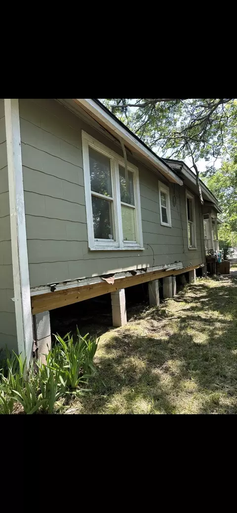 1309 Park St, Commerce, TX 75428 photo 2